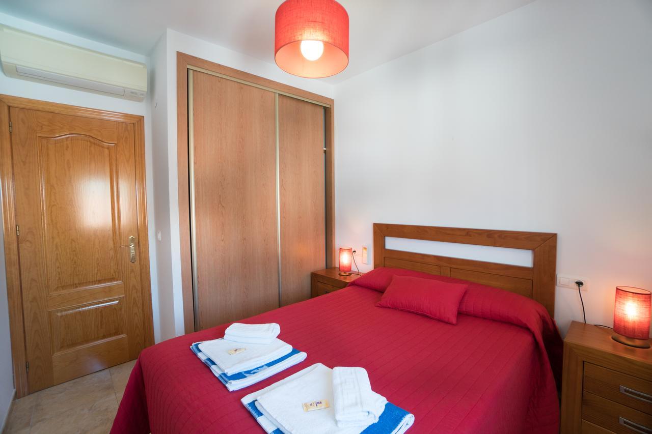 Apartamentos Manuel Martin Нерха Экстерьер фото