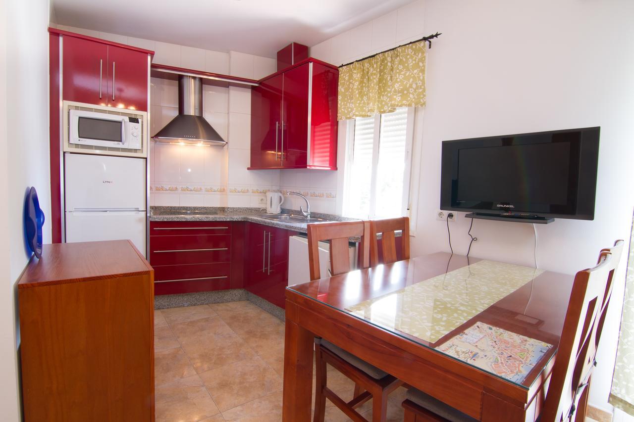 Apartamentos Manuel Martin Нерха Экстерьер фото