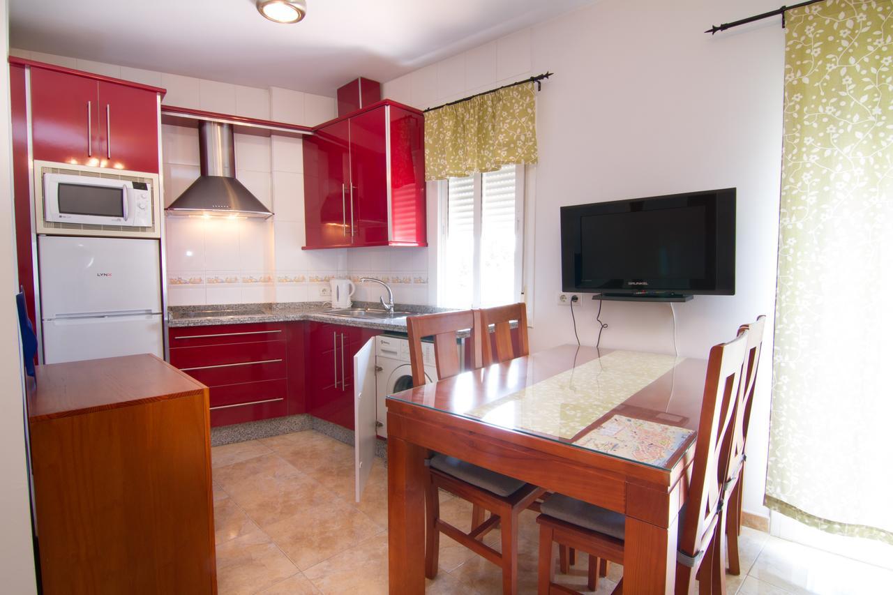 Apartamentos Manuel Martin Нерха Экстерьер фото
