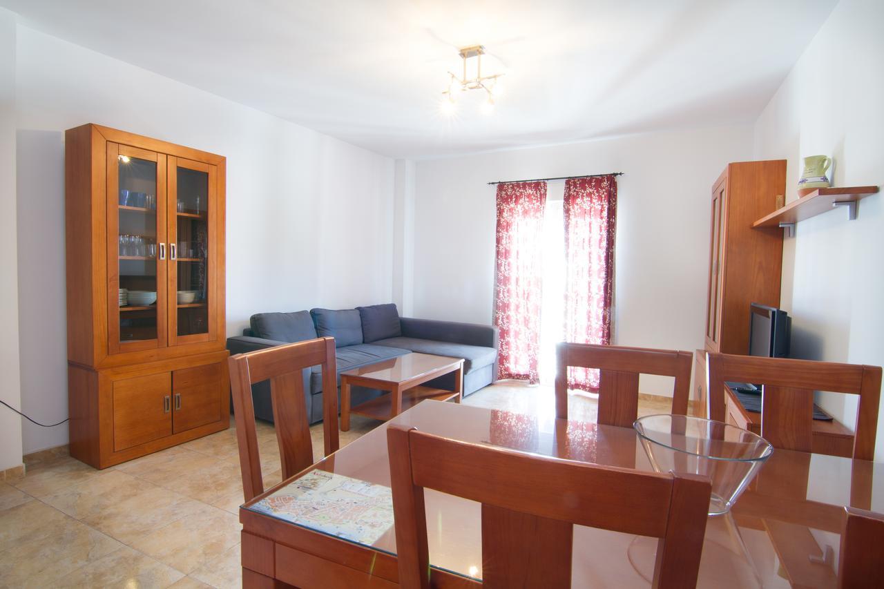 Apartamentos Manuel Martin Нерха Экстерьер фото
