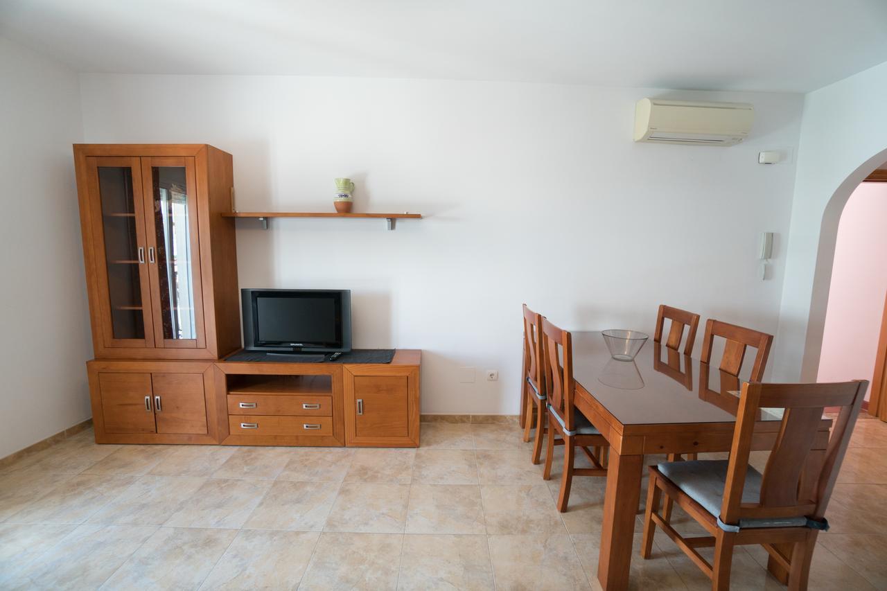 Apartamentos Manuel Martin Нерха Экстерьер фото