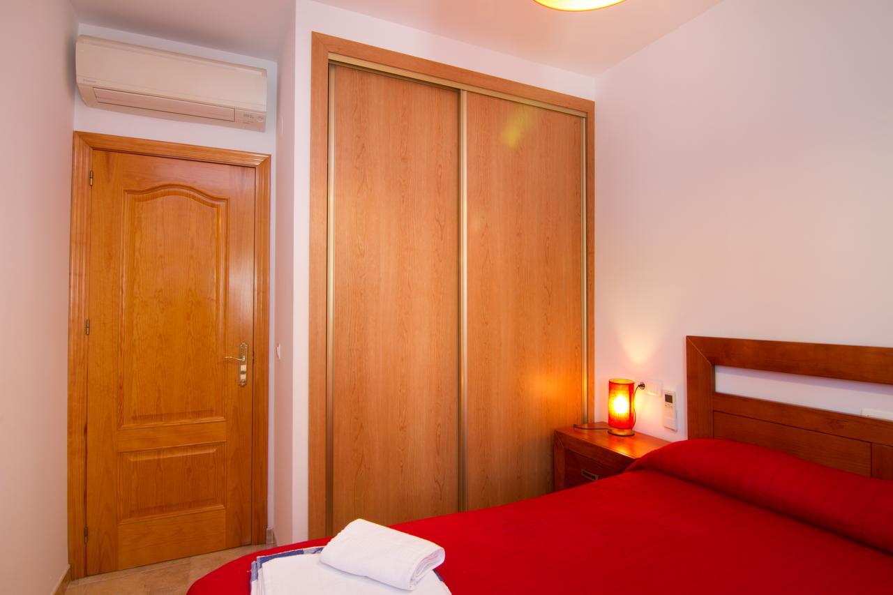 Apartamentos Manuel Martin Нерха Экстерьер фото