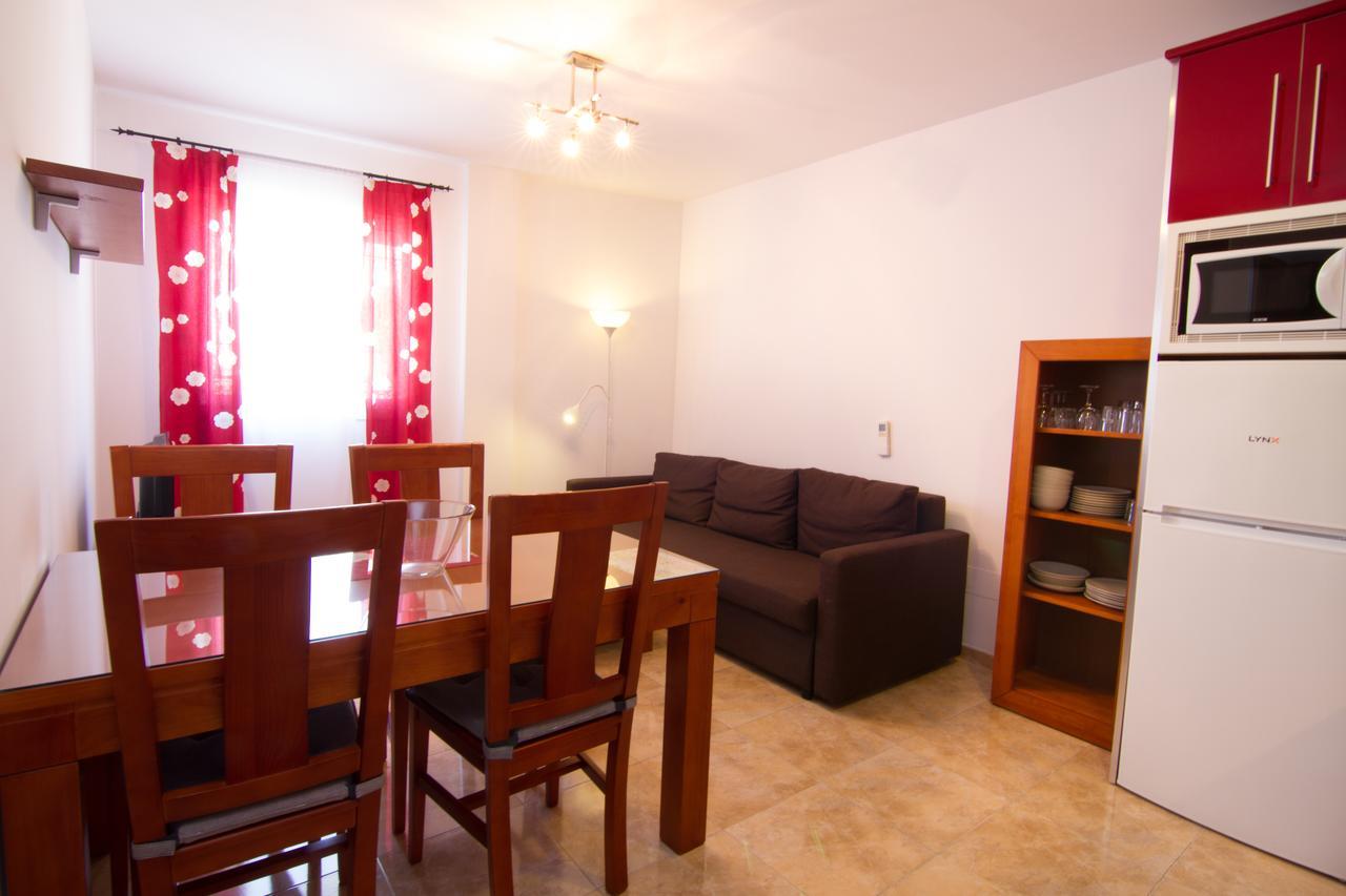 Apartamentos Manuel Martin Нерха Экстерьер фото