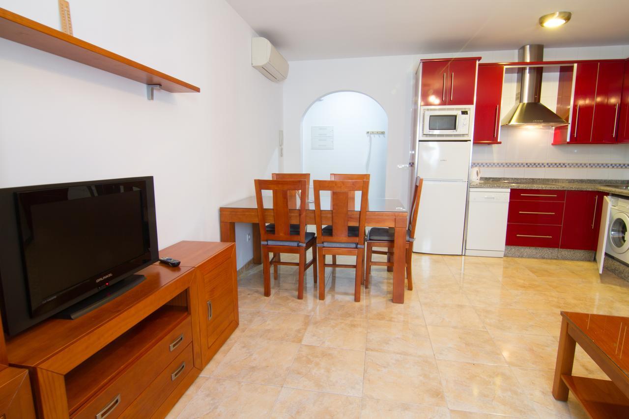 Apartamentos Manuel Martin Нерха Экстерьер фото